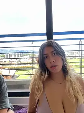 AvaHulw – webcam model profile photo Image 19