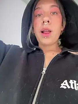 AvaHulw – webcam model profile photo Image 5