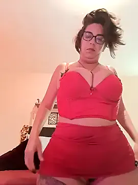 HugeTitties – webcam model profile photo Image 4