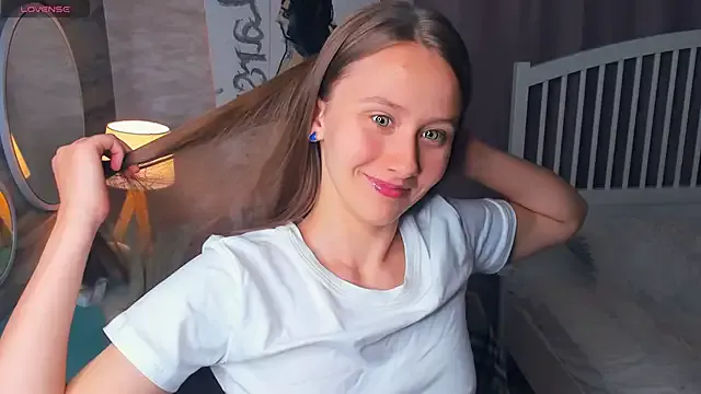 SkyLumen – webcam model profile photo Image 10