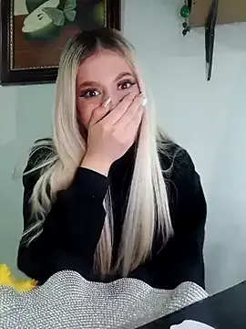 eva-2023 – webcam model profile photo