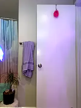 MartinaWolf – webcam model profile photo Image 11