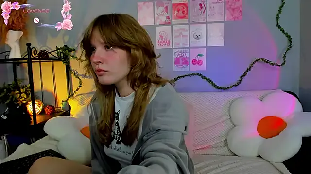 SkyLumen – webcam model profile photo Image 3