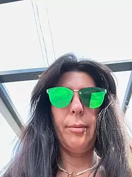 CassieGil – webcam model profile photo Image 15