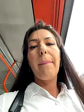 CassieGil – webcam model profile photo Image 8