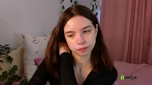 AmyBelmontt – webcam model profile photo Image 14