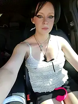 SophieMaeve – webcam model profile photo Image 16