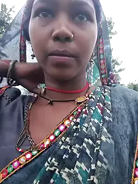 CassieGil – webcam model profile photo Image 5