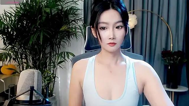 AmyBelmontt – webcam model profile photo Image 6