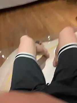 VivianWilson – webcam model profile photo Image 12