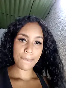 AmyBelmontt – webcam model profile photo Image 11