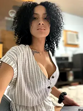 AnitaVega – webcam model profile photo Image 14