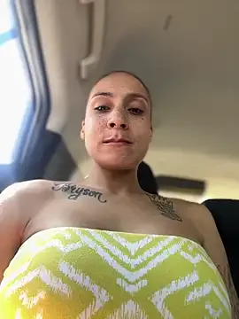 AnitaVega – webcam model profile photo Image 2