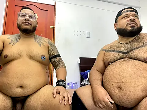 CassieGil – webcam model profile photo Image 2