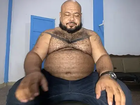 CassieGil – webcam model profile photo Image 5