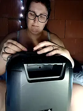 KaraNoir – webcam model profile photo Image 13