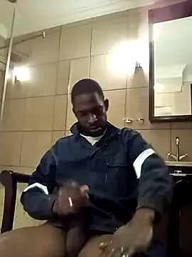 eveliness – webcam model profile photo Image 3