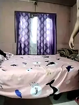 MartinaWolf – webcam model profile photo Image 9