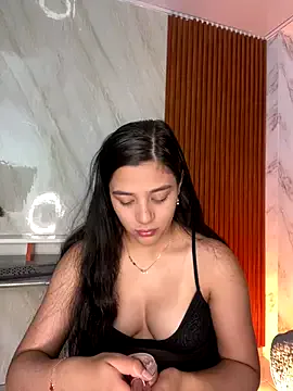 Astrid3 – webcam model profile photo Image 13