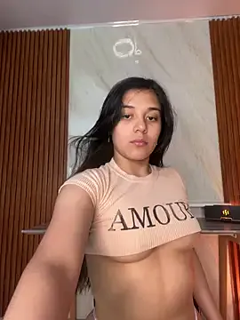 Astrid3 – webcam model profile photo Image 15