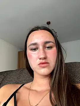 AnneRusel – webcam model profile photo Image 3