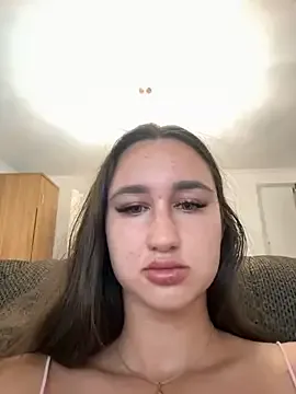 AnneRusel – webcam model profile photo Image 8