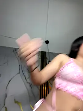 KeyriGonzalez – webcam model profile photo Image 7