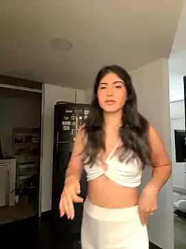 emmaglam-903 – webcam model profile photo Image 13