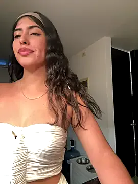 emmaglam-903 – webcam model profile photo Image 15