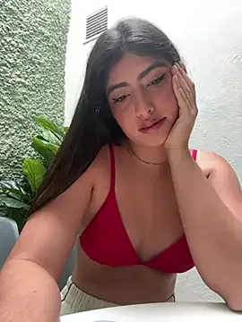 emmaglam-903 – webcam model profile photo Image 2