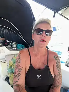 Noya – webcam model profile photo Image 16