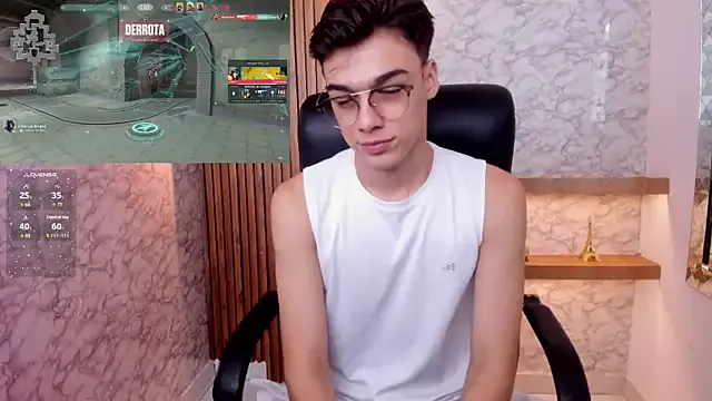 CassieGil – webcam model profile photo Image 12