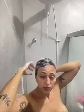 AprilXXS – webcam model profile photo Image 4