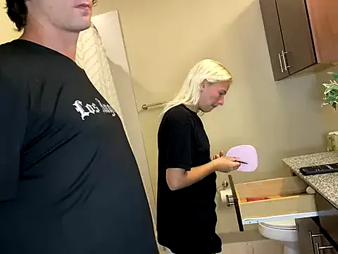 JenCampbell – webcam model profile photo Image 6