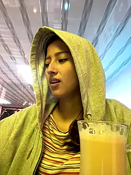 Akiravega – webcam model profile photo Image 5