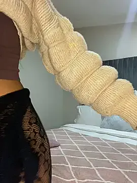 SophieBlaake – webcam model profile photo Image 13