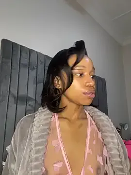 SophieBlaake – webcam model profile photo Image 14