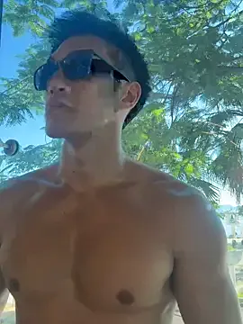 Donovan_Desmond – webcam model profile photo Image 2