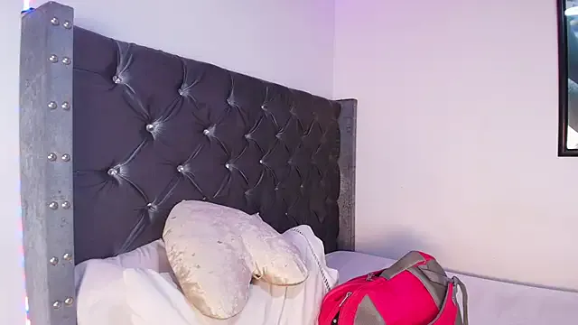 Shalu_G – webcam model profile photo Image 16