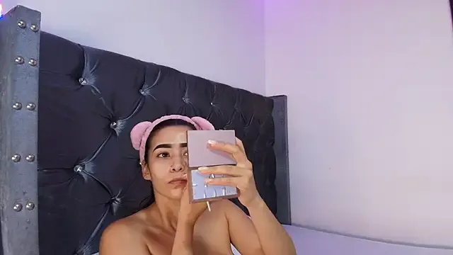 Shalu_G – webcam model profile photo Image 8