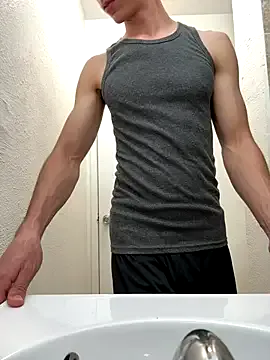 PaulinaSwift – webcam model profile photo Image 3