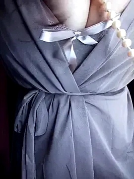 KaraNoir – webcam model profile photo Image 8