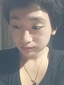 LunaKrismas – webcam model profile photo Image 2