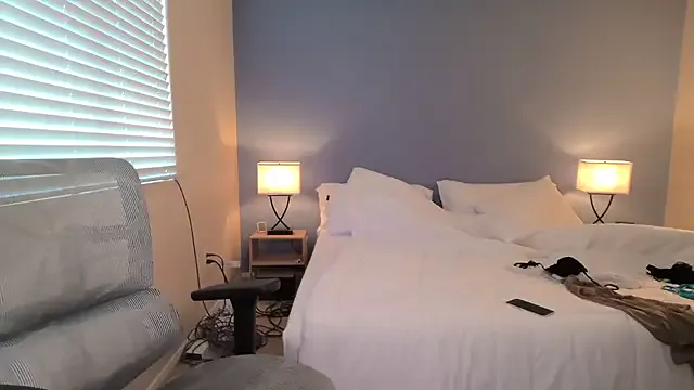 Naty_Santos – webcam model profile photo Image 13