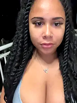 JulietaFontana – webcam model profile photo Image 12