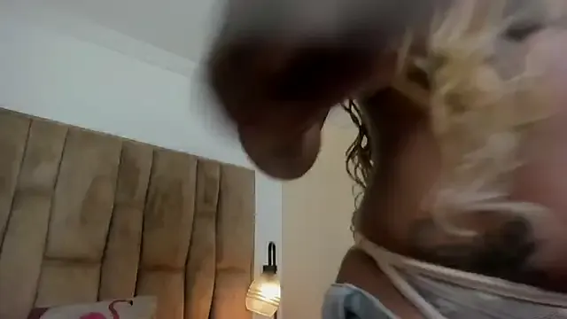 2badforyou – webcam model profile photo Image 4