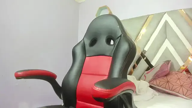 2badforyou – webcam model profile photo Image 8