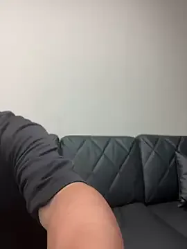 MiaRosel – webcam model profile photo Image 5