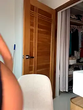 TaraHunter – webcam model profile photo Image 18