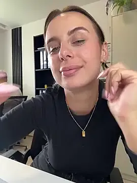 SamaraSin – webcam model profile photo Image 3